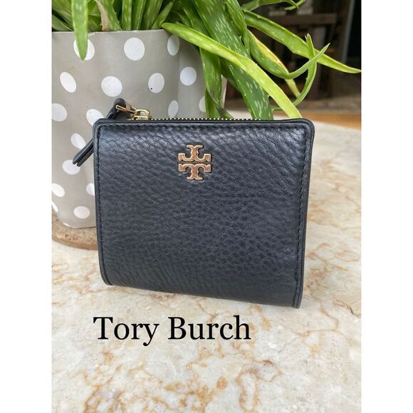 Tory Burch square pebbled black leather wallet - Picture 1 of 9
